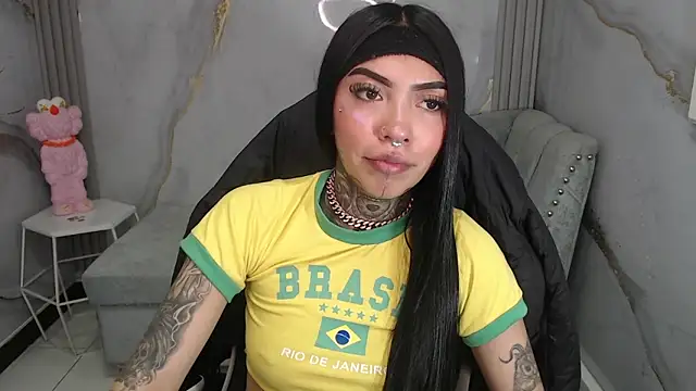 Snapshot of Ashley_Blum_v chatting on December 2025 08:24:02 PM Ashley Blum v online show from December 2025 08:24:02 PM