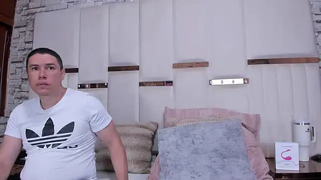 CandyandSteven online show from March 2026 03:32:01 AM