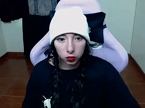 ScarlettShirahoshi online show from November 2025 09:15:01 PM