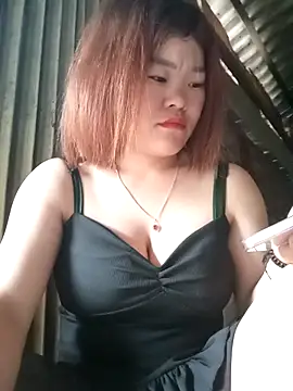 sukabae00 online show from April 2026 11:29:02 PM