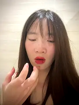 littleqiu online show from September 2025 11:12:02 AM