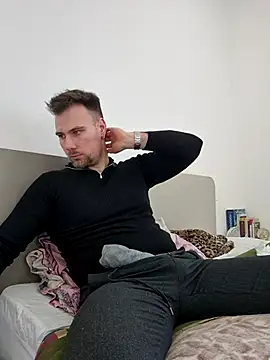 mrlyuis online show from January 2026 01:03:01 PM