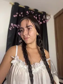 Scarlett05 online show from July 2026 03:23:01 AM