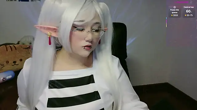 Livelle69 online show from April 2026 09:45:01 PM