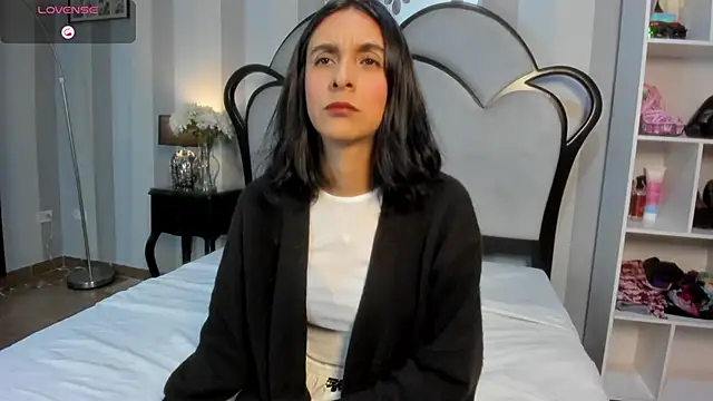 MiaAmore  online show from January 2026 07:52:02 PM