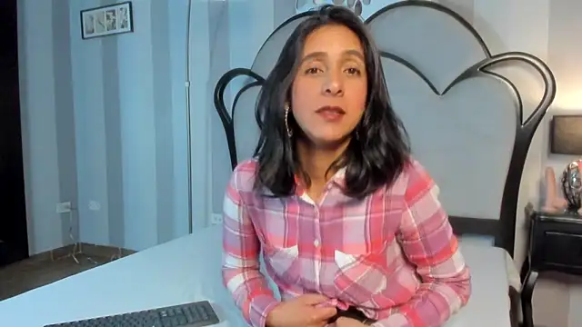 MiaAmore  online show from February 2026 07:32:02 PM