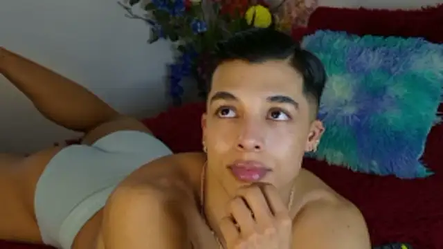 Troye Williams online show from March 2026 02:39:01 AM