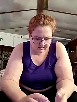 XEmoxkittyx online show from February 2026 06:26:02 PM