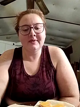 XEmoxkittyx online show from February 2026 12:20:01 AM