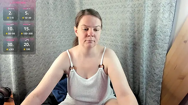 MiaLores online show from October 2025 08:03:01 AM