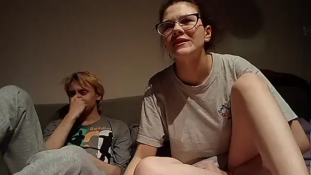 LaVostraDorothy online show from March 2026 07:53:01 PM