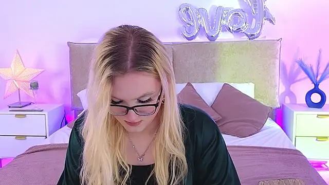 Jules night online show from July 2026 09:11:01 PM