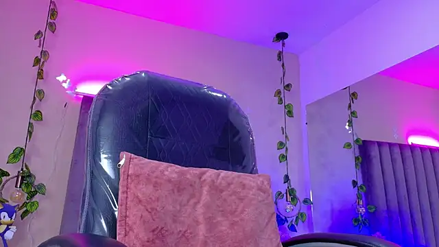 Nascary Fox online show from July 2026 11:59:01 AM