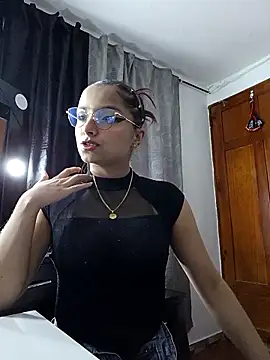 NaughtyLola 26 online show from October 2025 08:26:01 PM