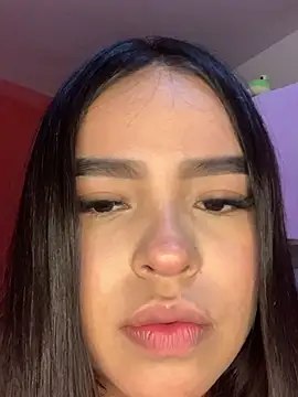 Snapshot of SweetSophie26 chatting on January 2026 09:52:02 PM SweetSophie26 online show from January 2026 09:52:02 PM