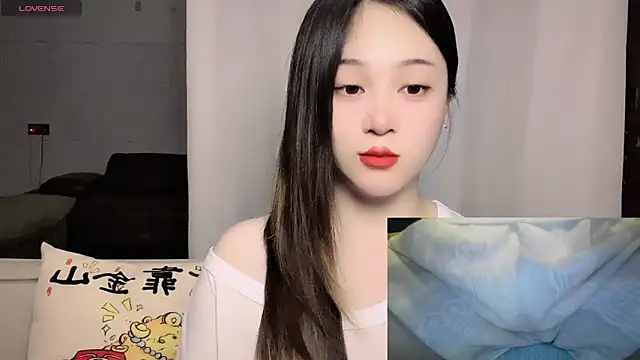 Snapshot of woaiqinqin chatting on June 2026 03:47:01 PM woaiqinqin online show from June 2026 03:47:01 PM