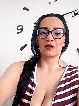 sarita star online show from November 2025 07:19:01 PM