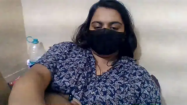 Snapshot of Vaani_Singha chatting on June 2026 07:05:01 PM Vaani Singha online show from June 2026 07:05:01 PM