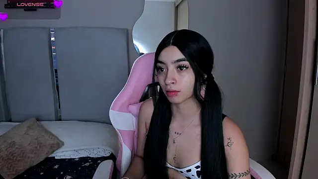 EmystarX online show from March 2026 12:37:01 AM