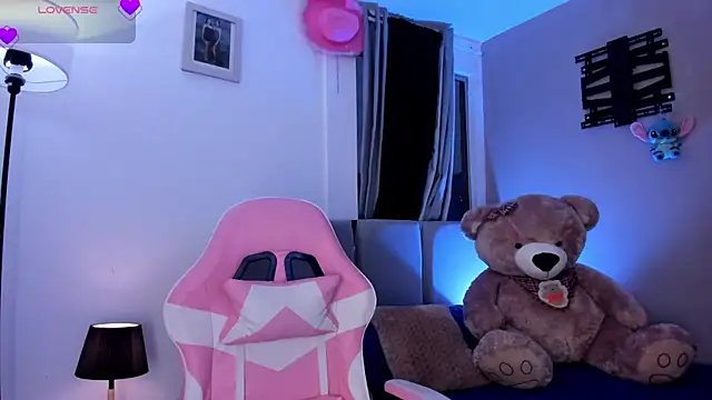 EmystarX online show from March 2026 11:27:02 PM