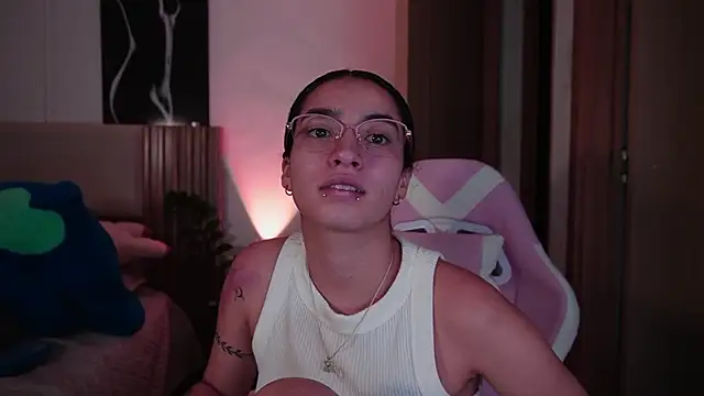 EmystarX online show from April 2026 03:57:02 AM