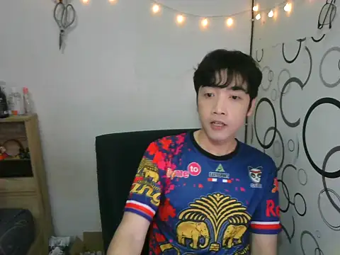 moaman190 online show from October 2025 03:08:01 PM