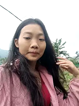Ananine online show from April 2026 11:47:02 PM