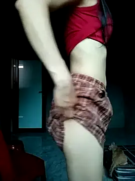 Ananine online show from May 2026 11:43:02 PM