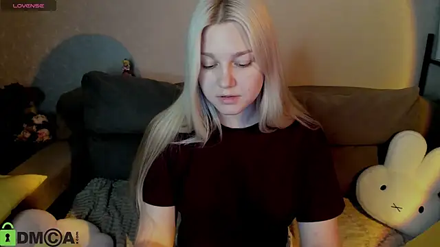 Sylvia Ortiz online show from July 2026 12:39:01 AM