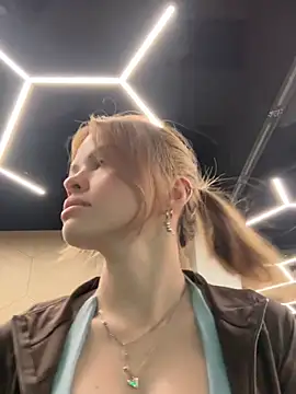 SMELLSEX online show from January 2026 07:30:01 PM