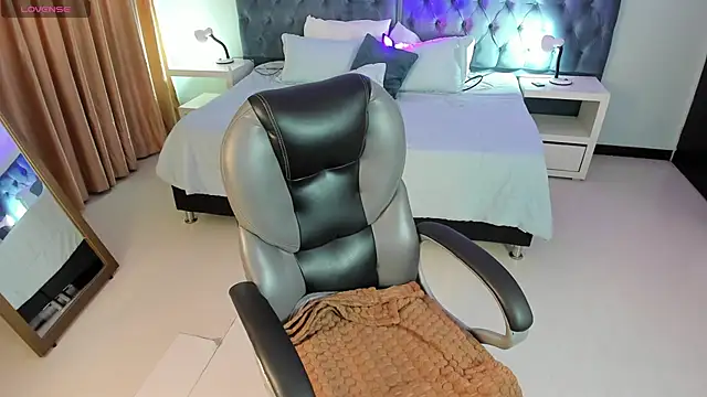 Blair red  online show from April 2026 12:06:02 PM