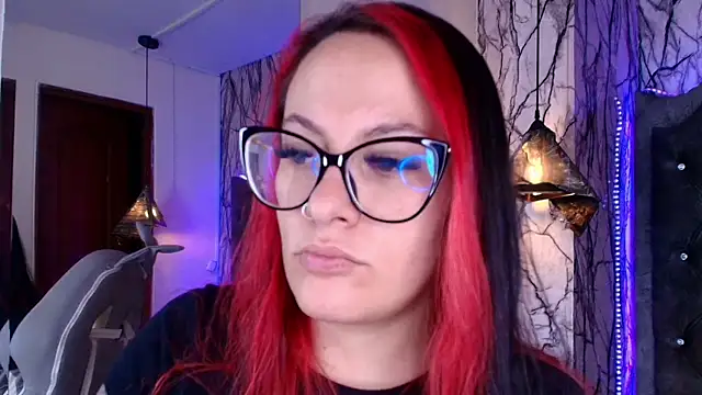 Zami Escobar of online show from April 2026 05:13:02 PM