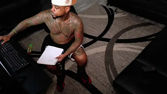 SLANGONDEMHOES online show from March 2026 07:01:01 AM