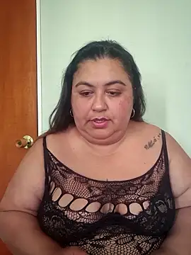 curvy diva  online show from April 2026 09:28:01 PM