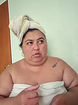 curvy diva  online show from April 2026 07:11:02 PM