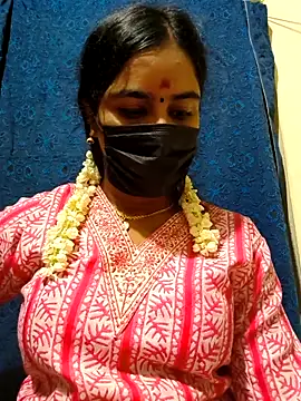 mini-queen online show from March 2026 10:04:02 AM