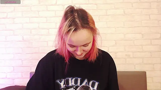 Ericha Stone online show from January 2026 01:41:01 AM