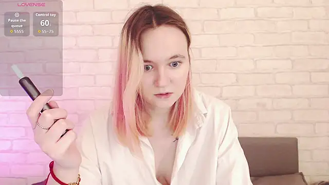 Ericha Stone online show from April 2026 08:15:01 AM