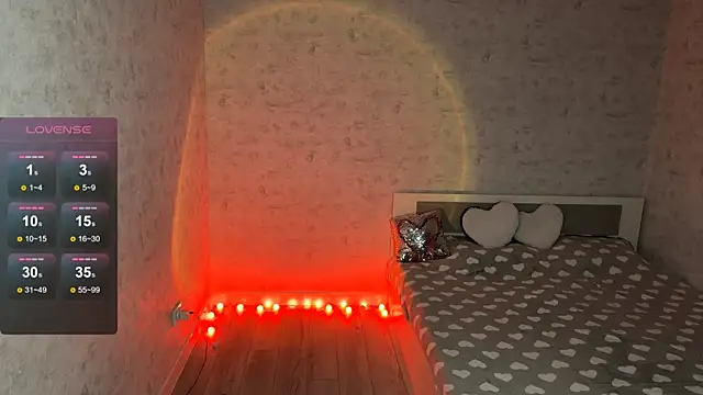 FakeLamb online show from April 2026 09:06:02 PM