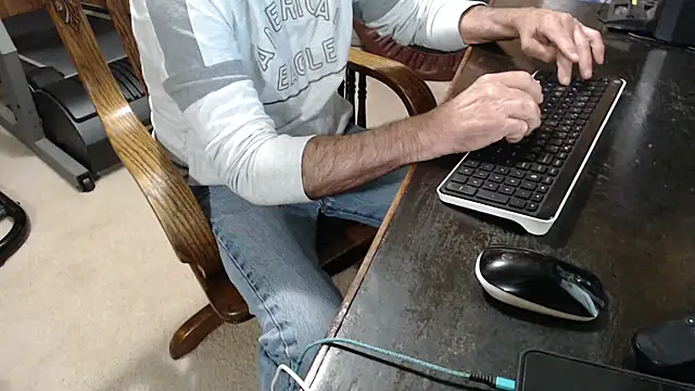 Snapshot of billy471 chatting on April 2026 10:33:02 PM billy471 online show from April 2026 10:33:02 PM