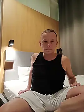 Sam molinari online show from November 2025 07:51:02 PM