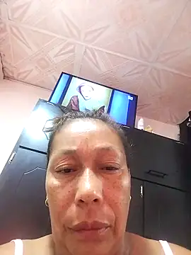 Naomi-Mature online show from November 2025 08:22:02 AM