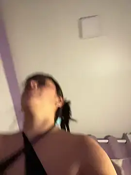 cami lorena online show from April 2026 03:09:01 AM