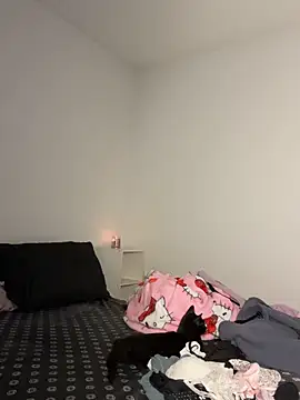 cupcakemia online show from September 2025 05:02:01 PM