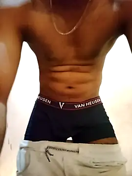 Snapshot of hornyboywithabs chatting on April 2026 01:47:02 AM hornyboywithabs online show from April 2026 01:47:02 AM