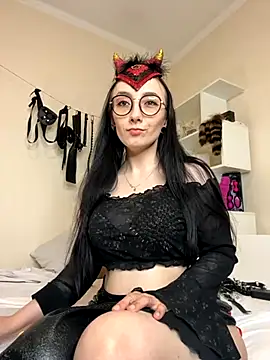 Jinhee Tiny online show from October 2025 01:14:01 PM