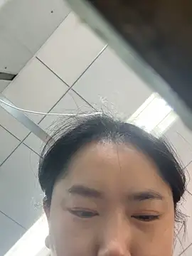 Snapshot of DHJM168 chatting on November 2025 02:10:01 AM DHJM168 online show from November 2025 02:10:01 AM