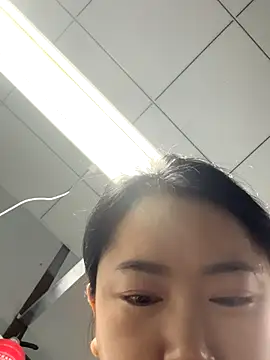 Snapshot of DHJM168 chatting on November 2025 01:06:01 AM DHJM168 online show from November 2025 01:06:01 AM