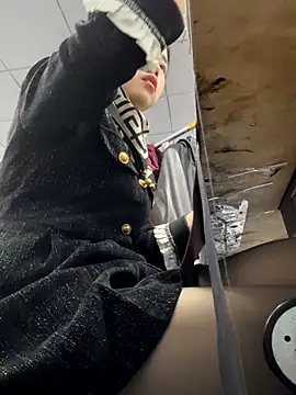 Snapshot of DHJM168 chatting on December 2025 12:52:02 AM DHJM168 online show from December 2025 12:52:02 AM