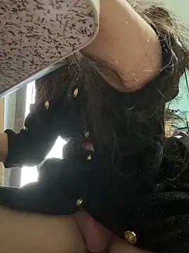 Snapshot of DHJM168 chatting on April 2026 06:03:02 AM DHJM168 online show from April 2026 06:03:02 AM